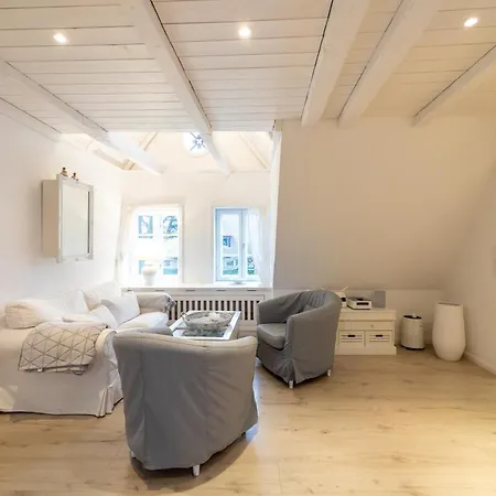 Silbermoewe_herrenhof